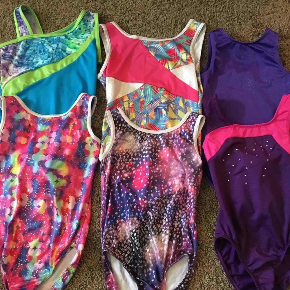 SOLD- (won’t let me delete listing)